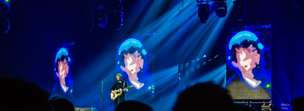 Photograph from Ed Sheeran  World Tour - lighting design by Paul Smith