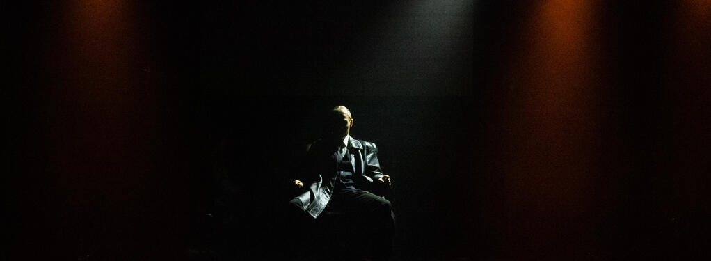 Photograph from The Resistible Rise of Arturo Ui - lighting design by MattSmithLX