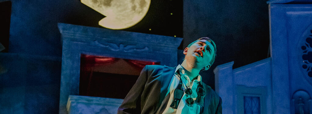 Photograph from Romeo & Juliet - lighting design by James McFetridge