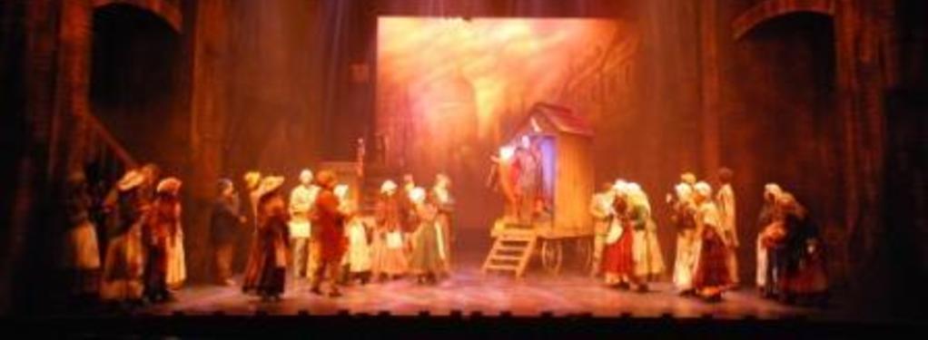 Photograph from Sweeney Todd - lighting design by Scott Allan