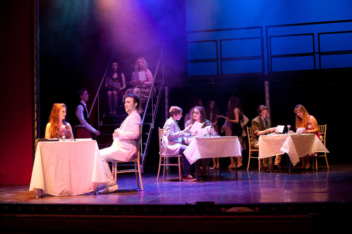 Photograph from The Wedding Singer - lighting design by Jonathan Haynes