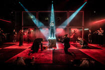 Photograph from Richard III - lighting design by Johnathan Rainsforth