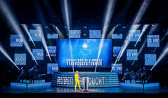 Photograph from Nacht van de Vlaamse Televisiesterren - lighting design by Luc Peumans